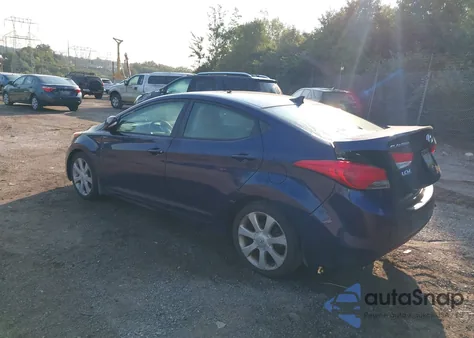 2013 Hyundai Elantra Gls/Limited z USA, uszkodzony, nr VIN 5NPDH4AE3DH299200